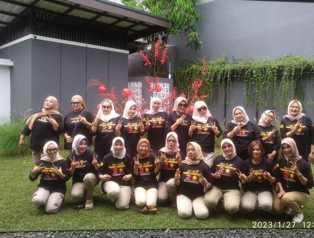 ritapuspit_'s tweet photo. #pira #piragoesdigital #perempuan #gerindra #2024prabowopresiden #gerindramenang #kawalc1tps #indonesiamaju #adilmakmur #indonesiaraya https://t.co/noYrhgDUw3