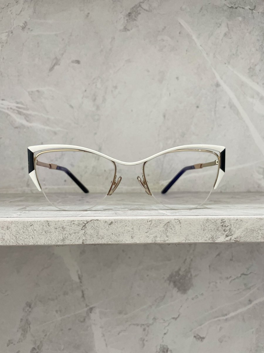 theeyebooth's tweet photo. Nothing as perfect as black &amp; white 💣

#optom #optometrist #vision #glasses #sunglasses #spectacles #specs #optometry #bedfordview #jhb #gauteng #edenvale #germiston #prada #pradasunglasses #pradaglasses #brandedeyewear #eyewear #eyecare #eyegram #trends #fashion #theeyebooth https://t.co/Mvnjg9KzSf