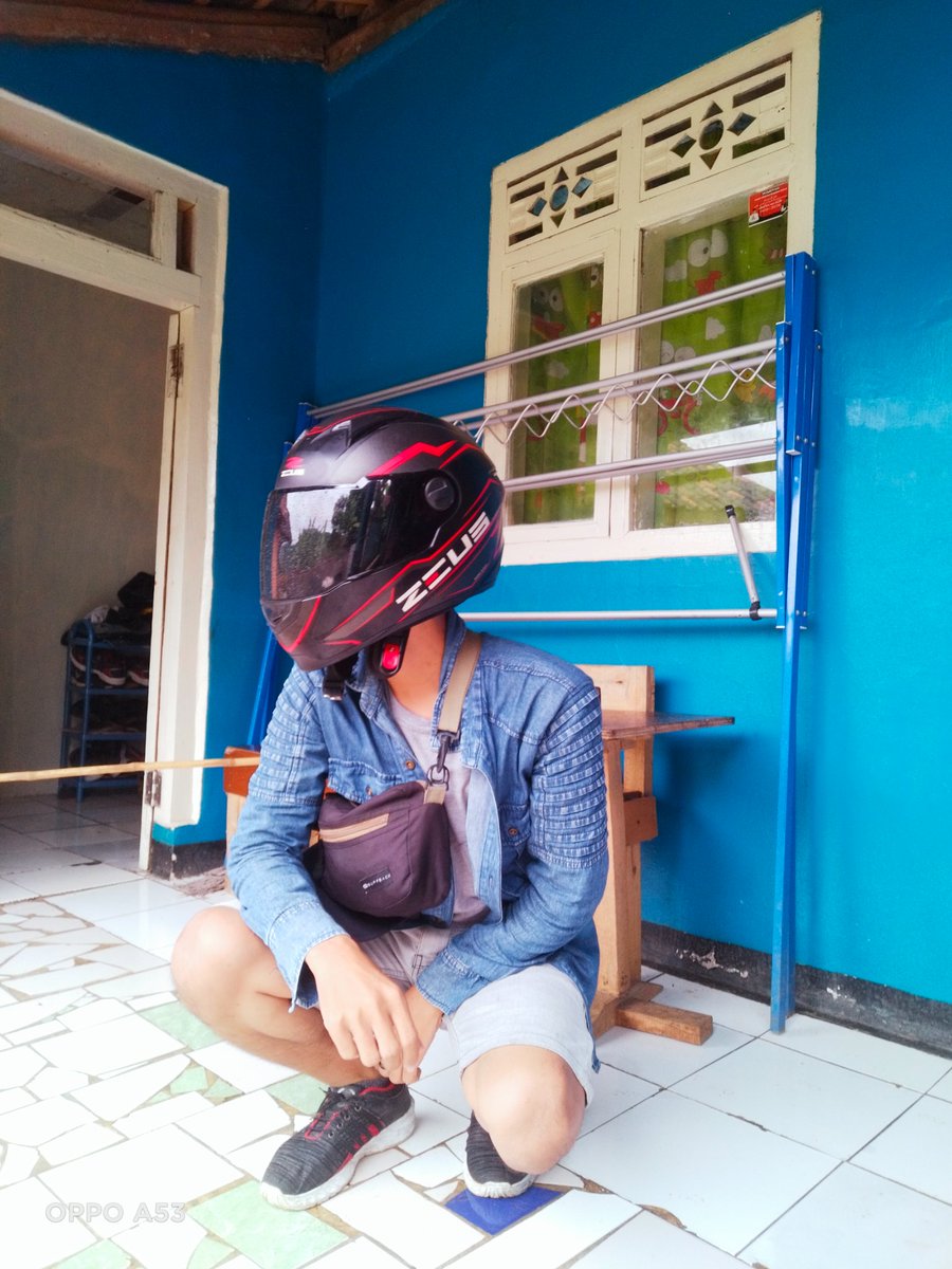 riparraditya's tweet photo. Kurus amat ni badan https://t.co/KfofelwQj8