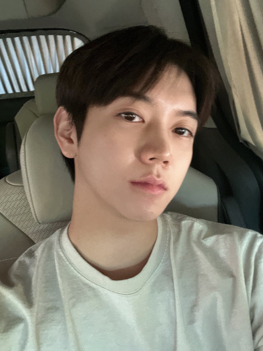 #최민기 #ChoiMingi #렌 #REN #뉴이스트 #NUEST <a href="/REN_BPM/">렌 (REN)</a>