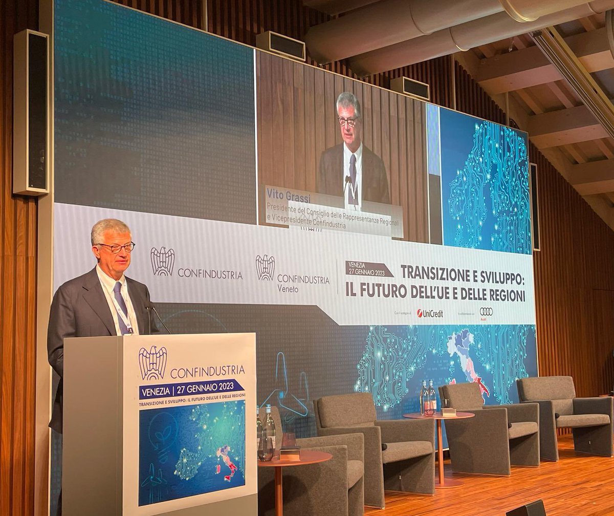 "Bisogna affrontare il regionalismo da una doppia prospettiva: riaffermare l’importanza delle #regioni e dei #territori per lo sviluppo del Paese, consapevoli, contemporaneamente, del ruolo fondamentale dell’#Europa”