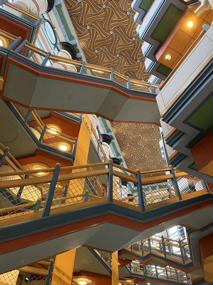 Had a supervision for my Environmental sustainability module at the Judge Business School, I have to say the building looking quite different from what I expected 
#CambTweet