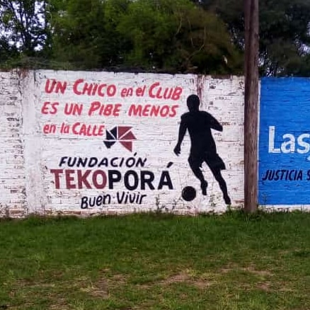 tekopora's tweet photo. Acompañando a quienes hacen del deporte en los barrios contención, salud y diversión. ES CON DEPORTE 🙌🏽⚽ @gracemoraez @herrerayflia @passalacquaok @vtolosapaz https://t.co/NEdxp3WXxy