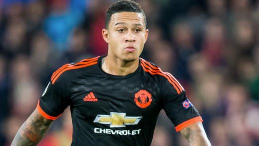 Happy Birthday today to former forward Memphis Depay          