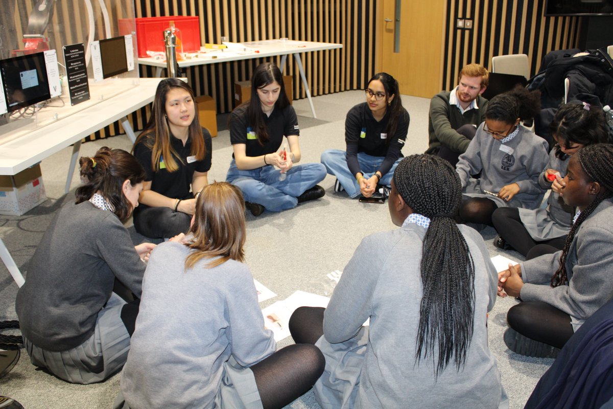 Bioengineering (@imperialbioeng) on Twitter photo A huge thank you to the local Schools who made our Bioeng Outreach event such a success!
Students took part in workshops facilitated by <a href="/vBSLab/">vBS Lab</a>, <a href="/TheStanleyLab/">Stanley Lab</a>, <a href="/Newell_Spinelab/">Newell_SpineLab</a> and Lucas Low to discover more about the exciting field of Bioengineering! A huge thank you to the local Schools who made our Bioeng Outreach event such a success!
Students took part in workshops facilitated by <a href="/vBSLab/">vBS Lab</a>, <a href="/TheStanleyLab/">Stanley Lab</a>, <a href="/Newell_Spinelab/">Newell_SpineLab</a> and Lucas Low to discover more about the exciting field of Bioengineering!