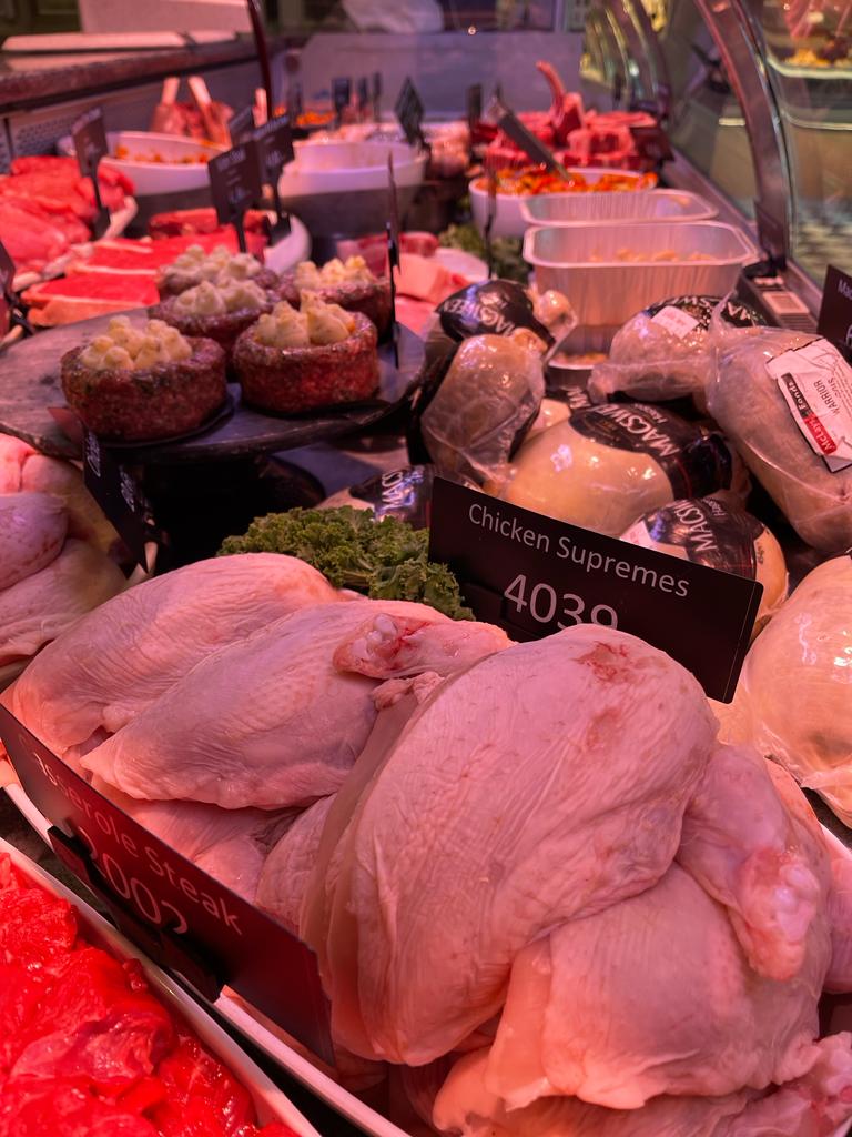 Our counter is packed with some great foods for the weekend. Still some Haggis available plus some big plump Chicken Supremes, wonderful Steaks, Racks of Lamb and a whole lot more... Call in and see for yourself, we're here until 4.30pm Friday, 3.30pm Saturday. #Thame #OxTweets