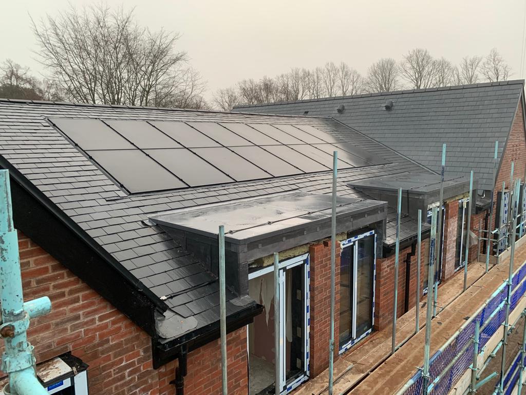 KeystoneRFL's tweet photo. Works at @unibirmingham going well on behalf of @EQUANS_UK. 2 blocks completed, 5 in progress. Natural slate, leadworks and @DANOSAUK single ply.
#construction #roofing #pitchedroofing #leadworks #flatroofing #singleply https://t.co/bG7xKXboCV