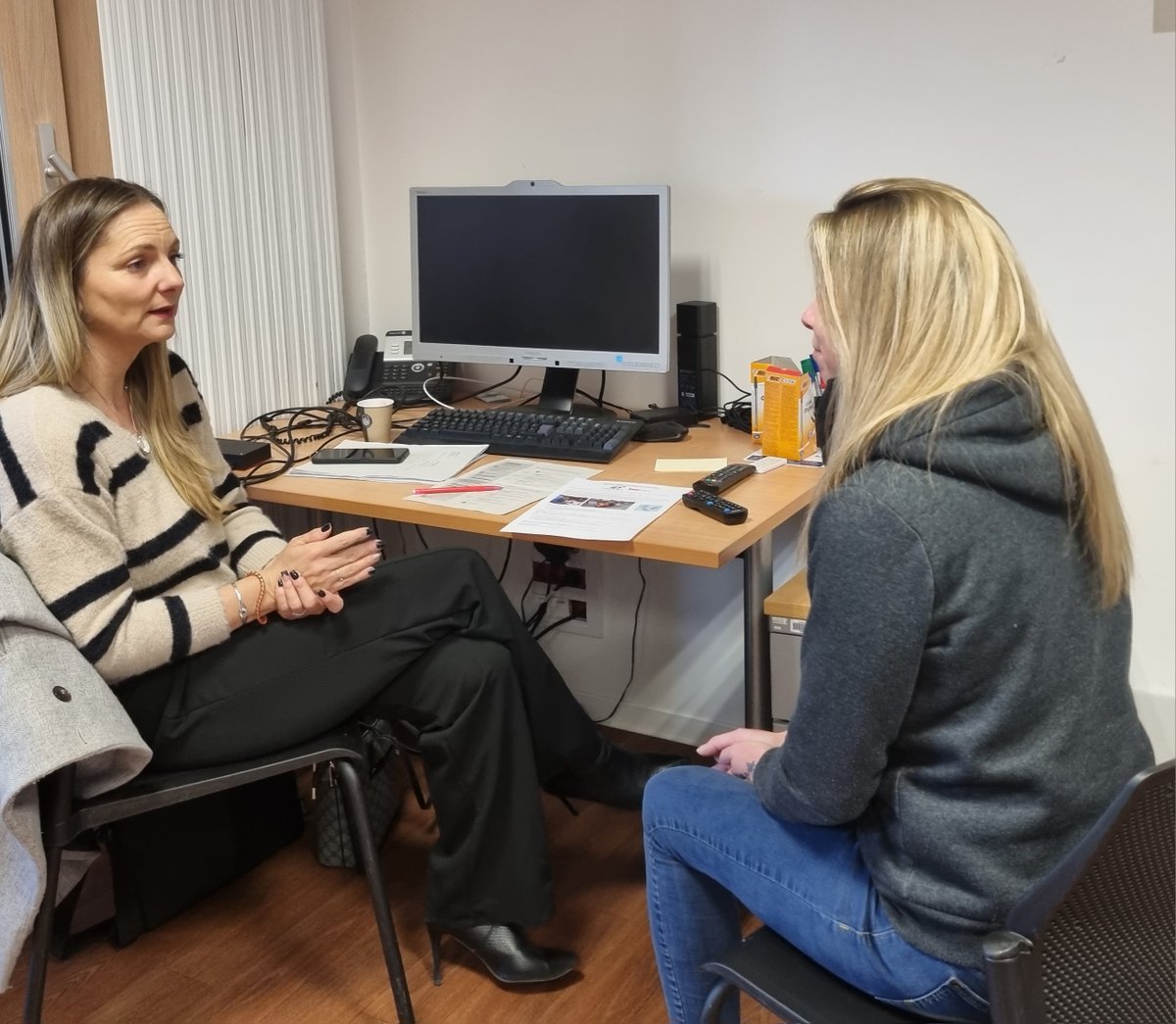 Avec @poleemploi_VAR Mme Sonia Bernard de @GroupeAdequat a reçu 6⃣ candidats de #Draguignan pour des postes de préparateur de commande pour Id Logistic aux Arcs. 🙏 pour ces opportunités d'emploi.