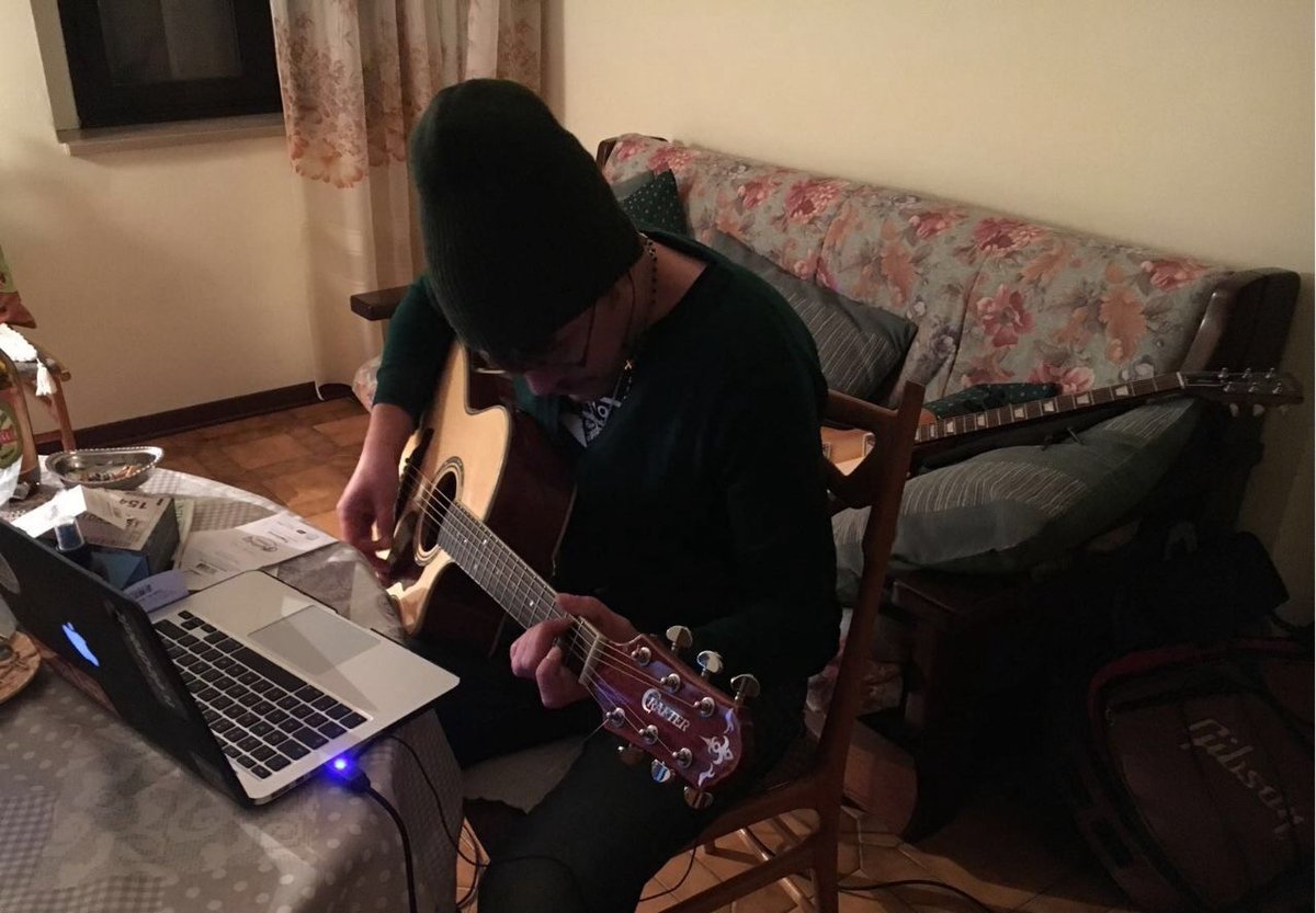 ...writing down new ideas...

#TheTealmoors #NewIdeas #NewMusic #RockAndRoll #GoodByeAll
