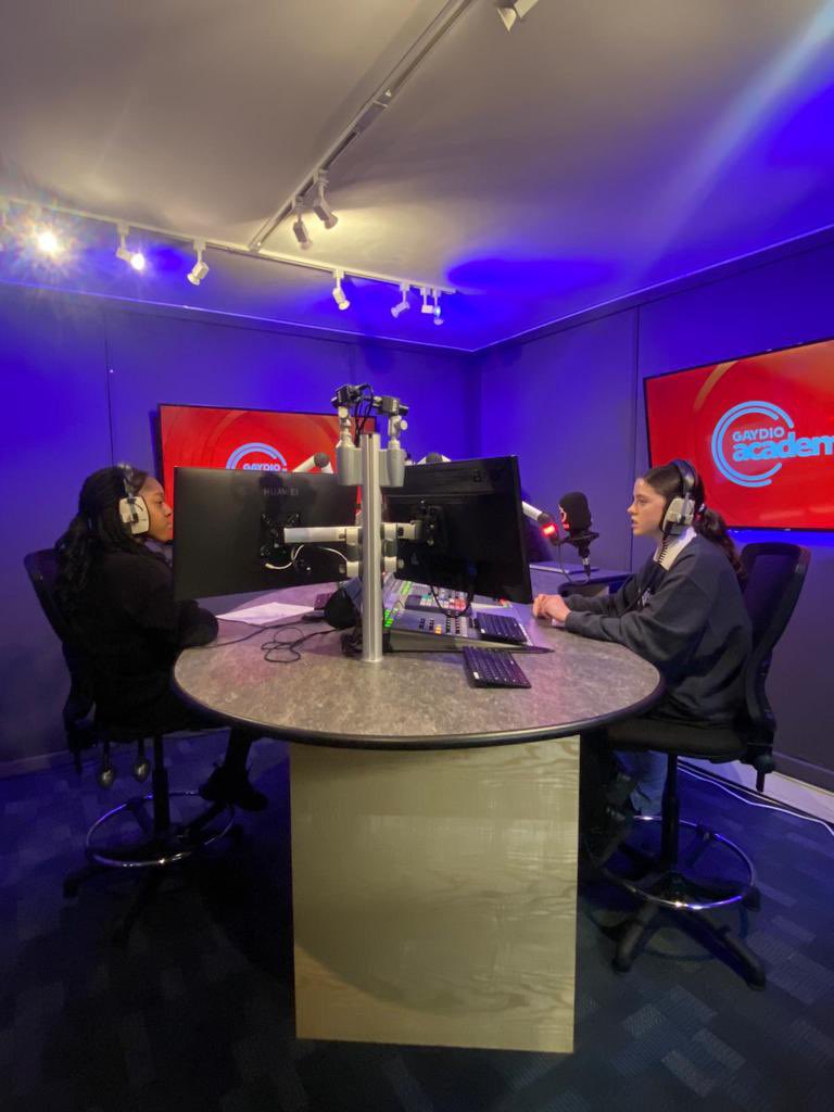 MADE_Mcr's tweet photo. Our #CreativeInfluencers were with @Gaydio this week! Exciting partnership where they get to learn about podcasting #CreativeCareers #YouthVoice #Radio 🎶🎧 https://t.co/w1kSCNmHxL
