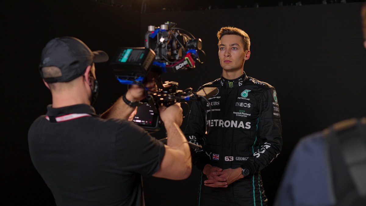 F1's tweet photo. Guenther's excited for season 5! 😃

#DriveToSurvive releases Friday Feb 24 🗓 

#F1 @netflix https://t.co/nFXVFJtvM5