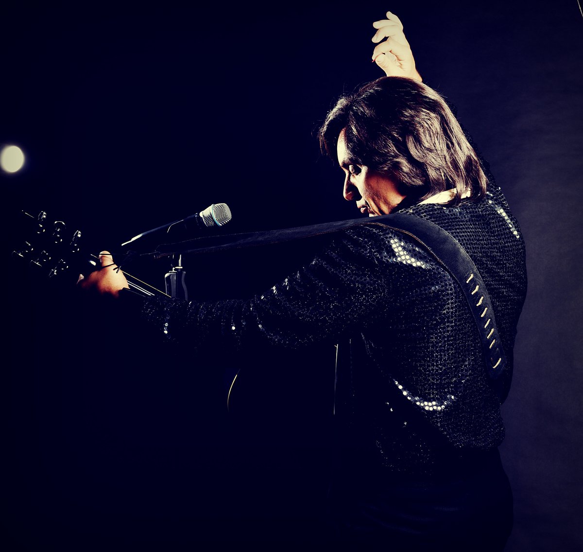 Bibis Italianissimo (@bibisrestaurant) on Twitter photo ๐ค This Sunday Michael Clews takes to the stage as Neil Diamond!
Dine 6pm | Showtime 8pm | Tickets ยฃ17
Book here
bibisrestaurant.com/showtime/neil-โฆ
#SweetCaroline #BibisShowtime #NeilDiamond #TributeAct #Leeds <a href="/mickyclews/">michael clews</a> ๐ค This Sunday Michael Clews takes to the stage as Neil Diamond!
Dine 6pm | Showtime 8pm | Tickets ยฃ17
Book here
bibisrestaurant.com/showtime/neil-โฆ
#SweetCaroline #BibisShowtime #NeilDiamond #TributeAct #Leeds <a href="/mickyclews/">michael clews</a>