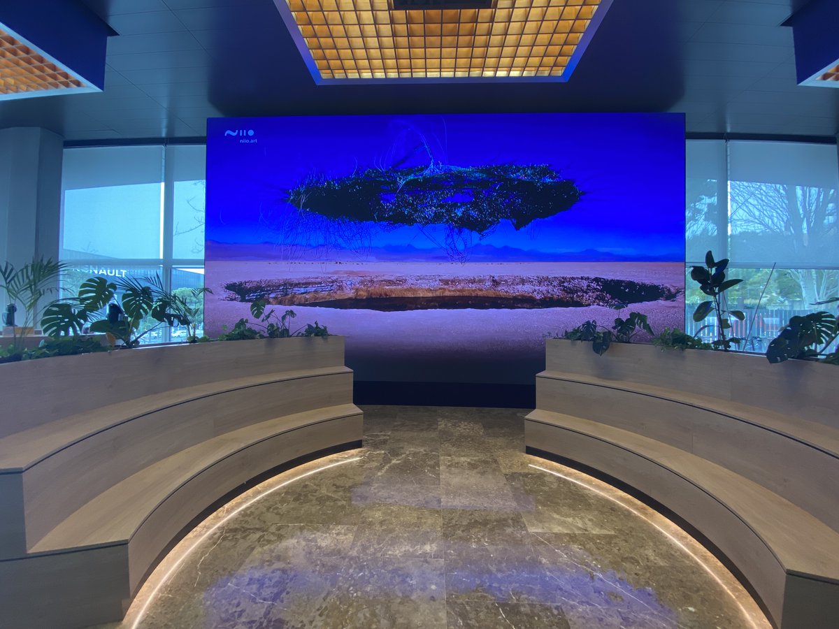 the_grecu's tweet photo. "the wheel of time" is exhibited in Barcelona, thank you @pauwl  @niioart and @betty_bigas for the curation! 🖤 https://t.co/8eIf99obo0