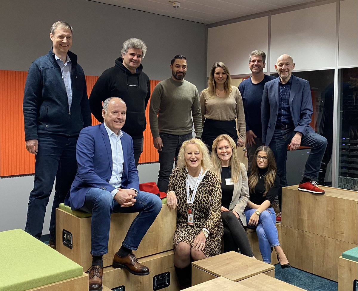 Meeting mit unserem Premier #Partner #Devoteam! Dankeschön für ein konstruktives Meeting ! <a href="/DevoteamGER/">Devoteam Germany</a> @RedHatDACH