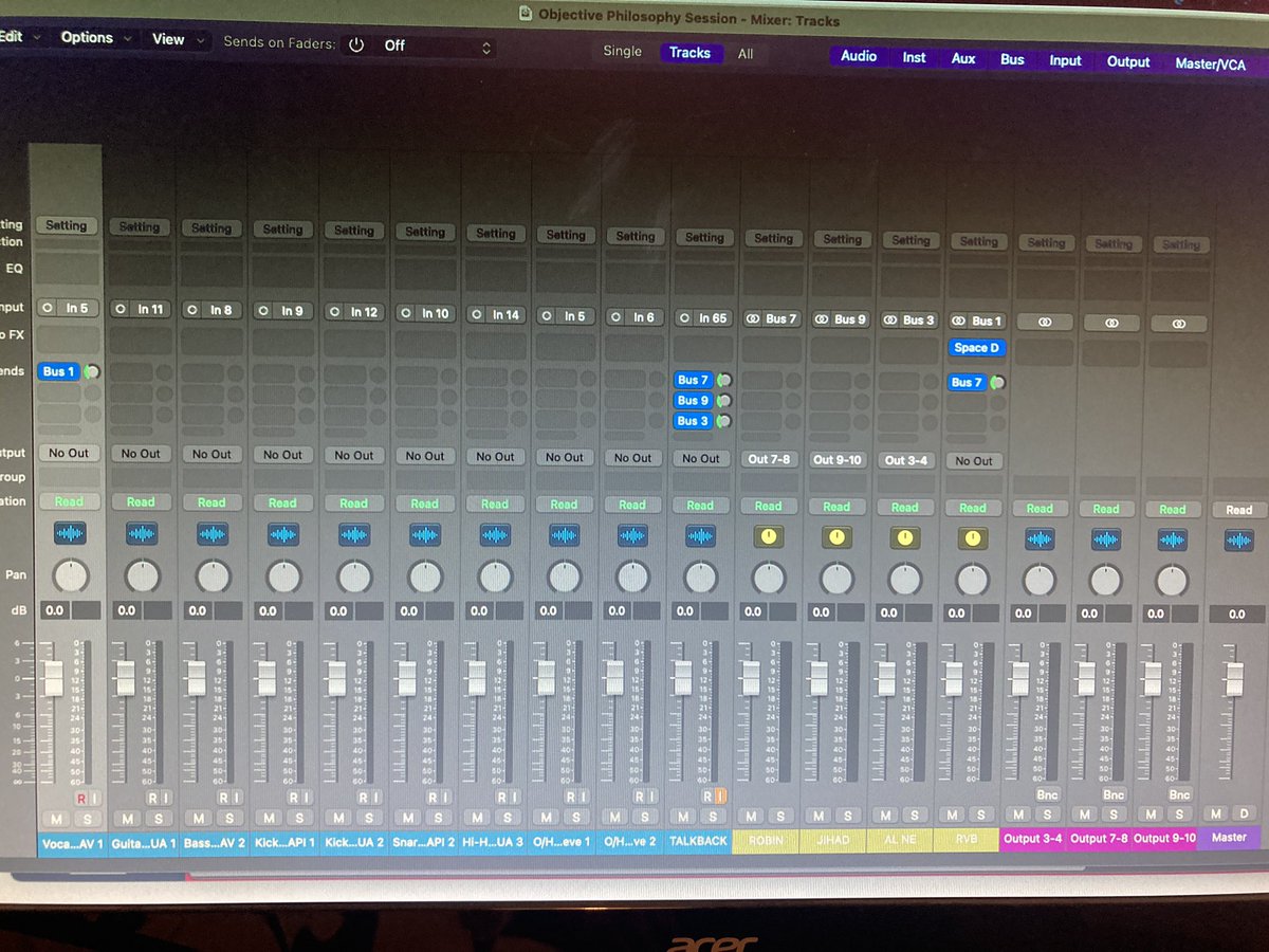 PlanetRepmusic's tweet image. Using every inch of #recording space on Mon for @RobinPjazz #newalbum last track!

#LogicProx ready &amp;amp; @focusritepro #Red8Pre monitor mixes. #studiomic signal check day before, then @gopro, @neewerofficial lights, make music!

@Jihad_Darwish_ 
@mralexbest #insthestudio #proaudio