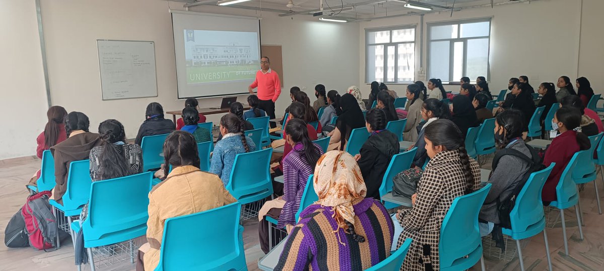 bsdu_study's tweet photo. Thanks to all of you!
Govt. Girls School Kishanpole Jaipur
We appreciate your active Participation at #BSDUJaipur !
We hope that the #experience was as much #Joyful for you as it was for Hosting this #SkillCampus Visit Program amazing event.
#BSDU #BSDUStudy #BVoc #BSDUSkills https://t.co/sCgwg2BDru