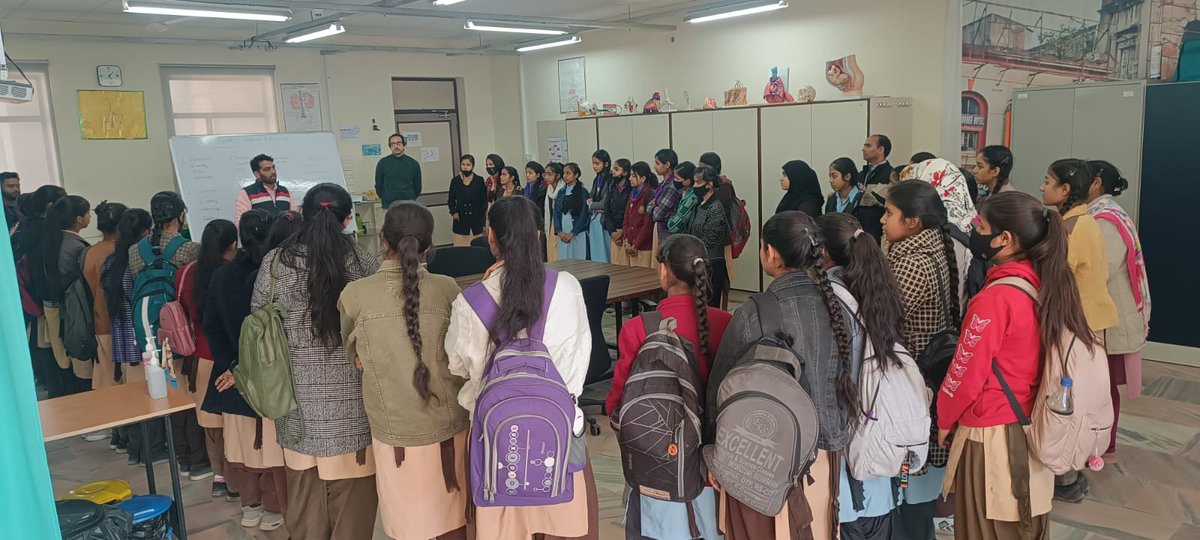 bsdu_study's tweet photo. Thanks to all of you!
Govt. Girls School Kishanpole Jaipur
We appreciate your active Participation at #BSDUJaipur !
We hope that the #experience was as much #Joyful for you as it was for Hosting this #SkillCampus Visit Program amazing event.
#BSDU #BSDUStudy #BVoc #BSDUSkills https://t.co/sCgwg2BDru
