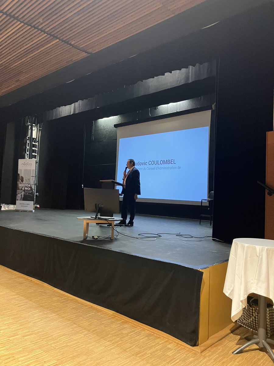 Ce matin à Saint-Gilles  nous présentons nos vœux aux salariés et administrateurs devant une assemblée nombreuse.