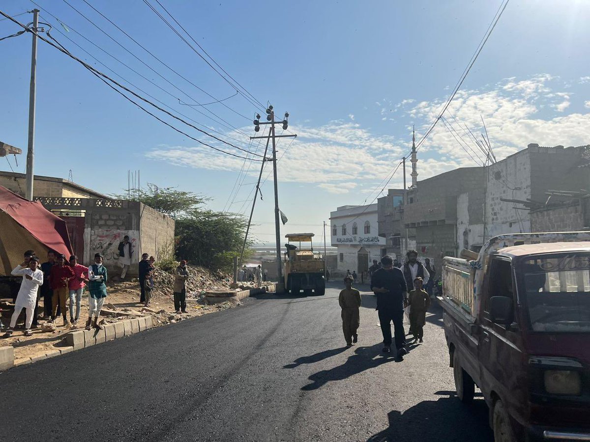 murtazawahab1's tweet photo. Visited along with MNA Agha Rafiullah &amp; MPA Mehmood Alam Jamote different streets and internal roads of Ibrahim Hyderi where roads are being rehabilitated &amp; internal streets are being pavered under the KNIP initiative #KarachiWorks https://t.co/4EMivXflMB