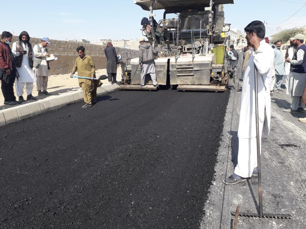 murtazawahab1's tweet photo. Visited along with MNA Agha Rafiullah &amp; MPA Mehmood Alam Jamote different streets and internal roads of Ibrahim Hyderi where roads are being rehabilitated &amp; internal streets are being pavered under the KNIP initiative #KarachiWorks https://t.co/4EMivXflMB