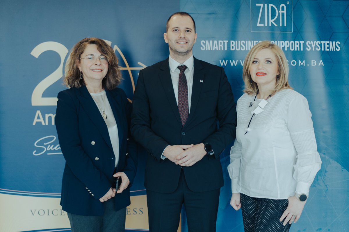 AmCham_BiH's tweet photo. Leader Roots continues its leadership journey together with @ZIRALtd. Special thanks to Lejla and Elma for sharing their experience and knowledge with our participants.
See you next month!
#LeaderRoots #leadership #CourageiswhatITtakes #AmChamBiH #ZIRA
🔗https://t.co/ASH4vLbKI9 https://t.co/5oXeb1pCPR