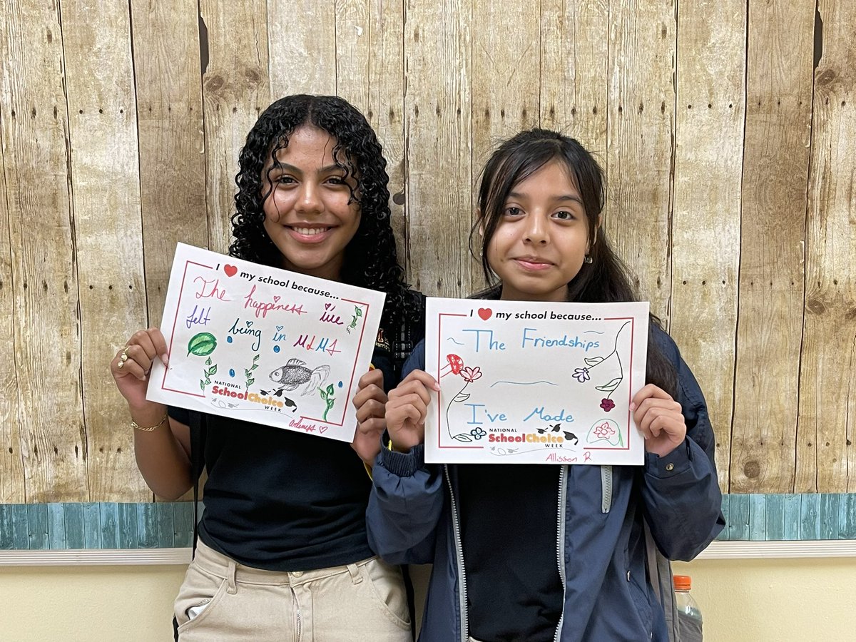 mlms_warriors's tweet photo. Our FEA Club celebrated #nationalschoolchoiceweek by engaging in discussions on why they โฅ๏ธ MLMS.
#WarriorsLoveMLMS #mlmswarriors #warriornation #futureeducatorsofamerica @miamimagnets @MDCPS @schoolchoicewk @MDCPSNorth https://t.co/f7B6m2Zbdb