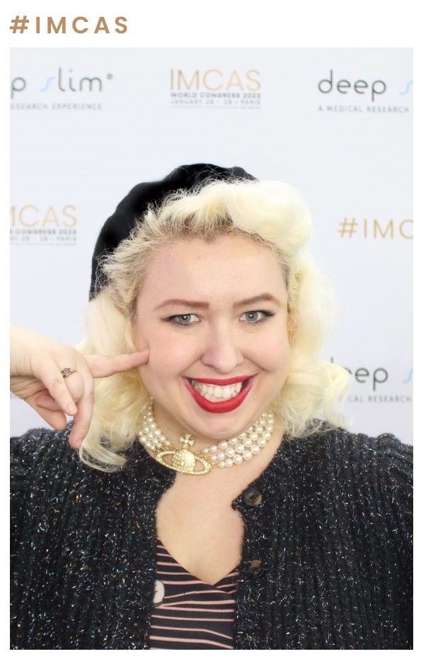 Anna_AMMag's tweet photo. Having a great time meeting people and watching talks at #IMCAS - if you see me, come say hi! https://t.co/UjrHQM1Lvr