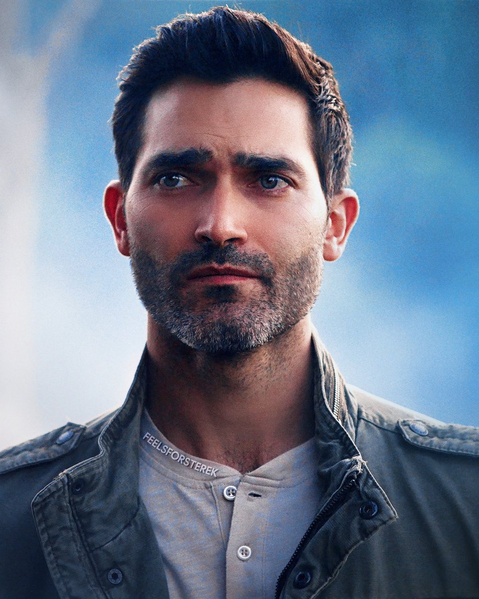 esterscline's tweet photo. o derek foi um personagem que sofreu tanto durante a vida dele, durante a série quase morreu várias vezes e tiveram a coragem de dar um desfecho desses para ele no filme. eu tô muito mal, teen wolf você vai pagar minha terapia 

#TeenWolfTheMovie https://t.co/qzSI1MSyRD