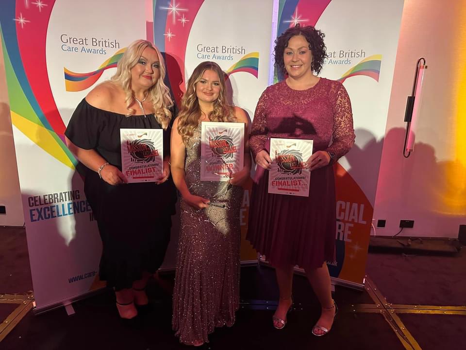 Laura_LDIST's tweet photo. What a fab night at the @GBcareawards. Thank you to @SwanseabayNHS for supporting us and a massive congratulations to @FfionJo48286513 and @rebeccaedsbt. @PaulaHopes1 @Mariejwills https://t.co/9xr8C4ZKey