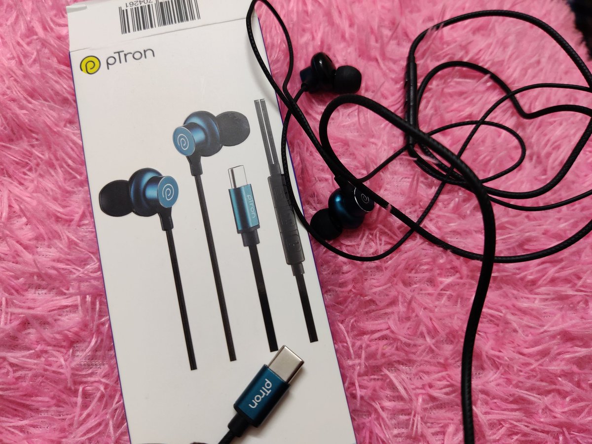 poorvahere's tweet photo. Finally a brand launched wired earphones with type C which is very convenient for smartphones these days. Happy with the purchase.😇 @pTronIndia #ptron #earphone #TEMPTATION #technology https://t.co/JOR5P3bVeF