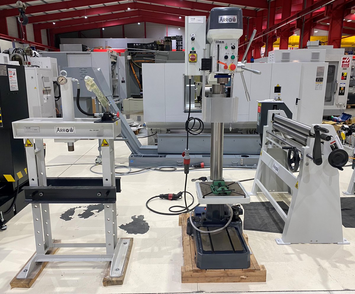 DidelonMO's tweet image. 📢 𝐕𝐄𝐍𝐓𝐄 𝐃&apos;𝐔𝐍 𝐋𝐎𝐓 𝐃𝐄 𝟑 𝐌𝐀𝐂𝐇𝐈𝐍𝐄𝐒 pour un client - dpt 44 📍

⚙ Rouleuse neuve ARROW Type RMA1050x90
⚙ Perceuse à colonne neuve ARROW Type P32m
⚙ Presse d&apos;atelier neuve ARROW Type PRA10E

#rouleuse #perceuse #presseatelier #arrow #dmo #tolerie #mecanique