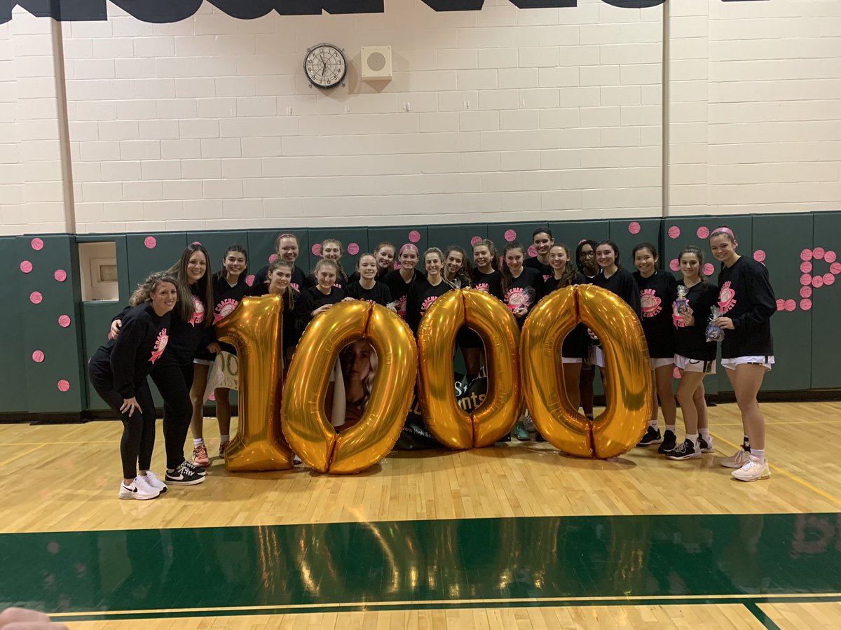 Huge congratulations to <a href="/EmmaSteidle/">Emma Steidle</a> for scoring her 1,000th career point. This is a great accomplishment! Keep work g hard Emma!!