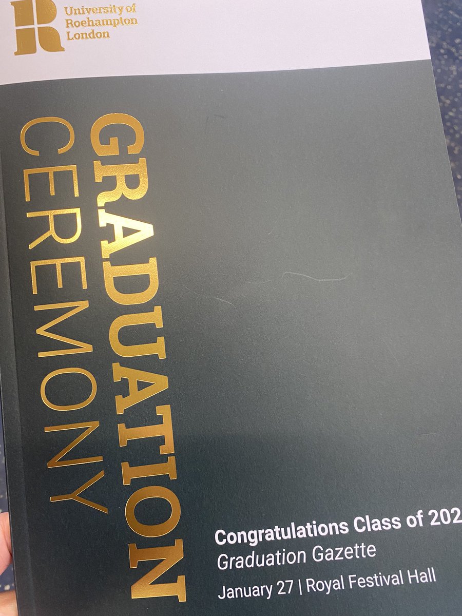 PutneyFleur's tweet photo. Congratulations to the Class of 2023 graduating from Roehampton University today!
It’s lovely to join the proud graduates, families and staff at Royal Festival Hall. 👏👏📚 👩🏼🎓 👨🏻🎓
@RoehamptonUni @RoehamptonSU #RoeGraduation https://t.co/9d40MZKiRC