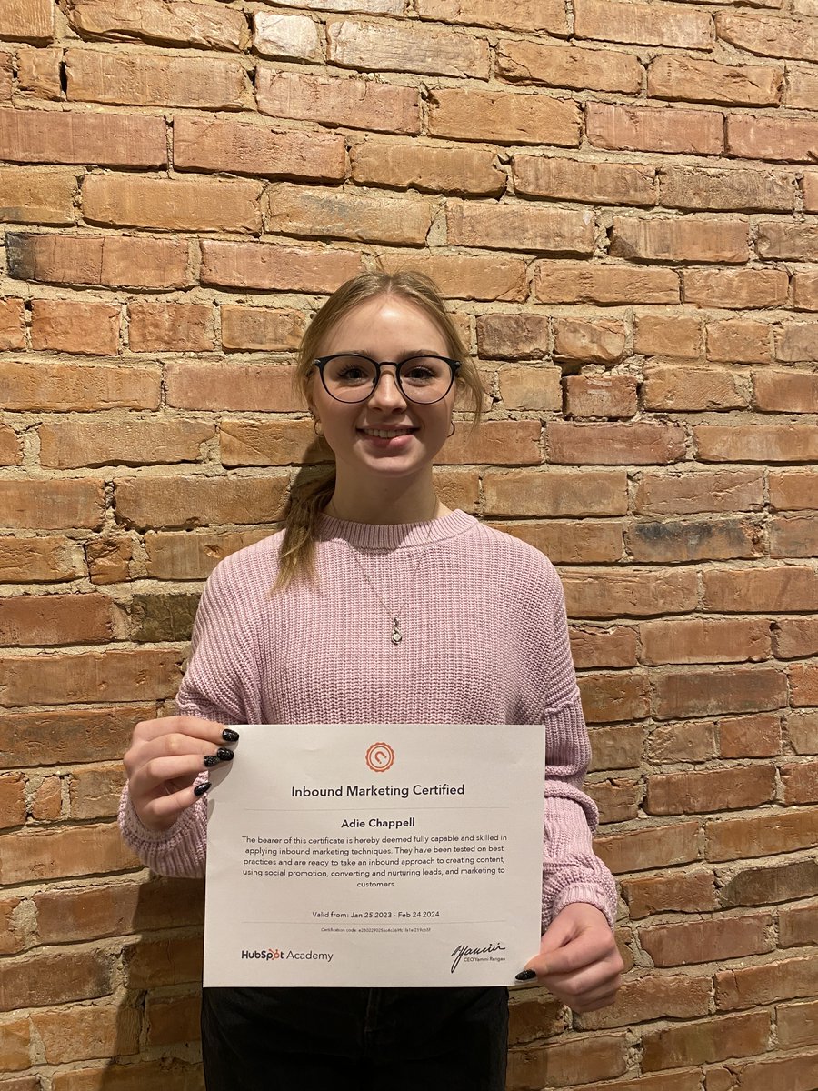 6DegreesLive's tweet image. Please join us in congratulating our stellar high school intern, Adie Chappell, on becoming @HubSpot  Inbound Marketing Certified! 👊

#hubspotacademy #inboundmarketing #hubspotpartner #SIXmarketing