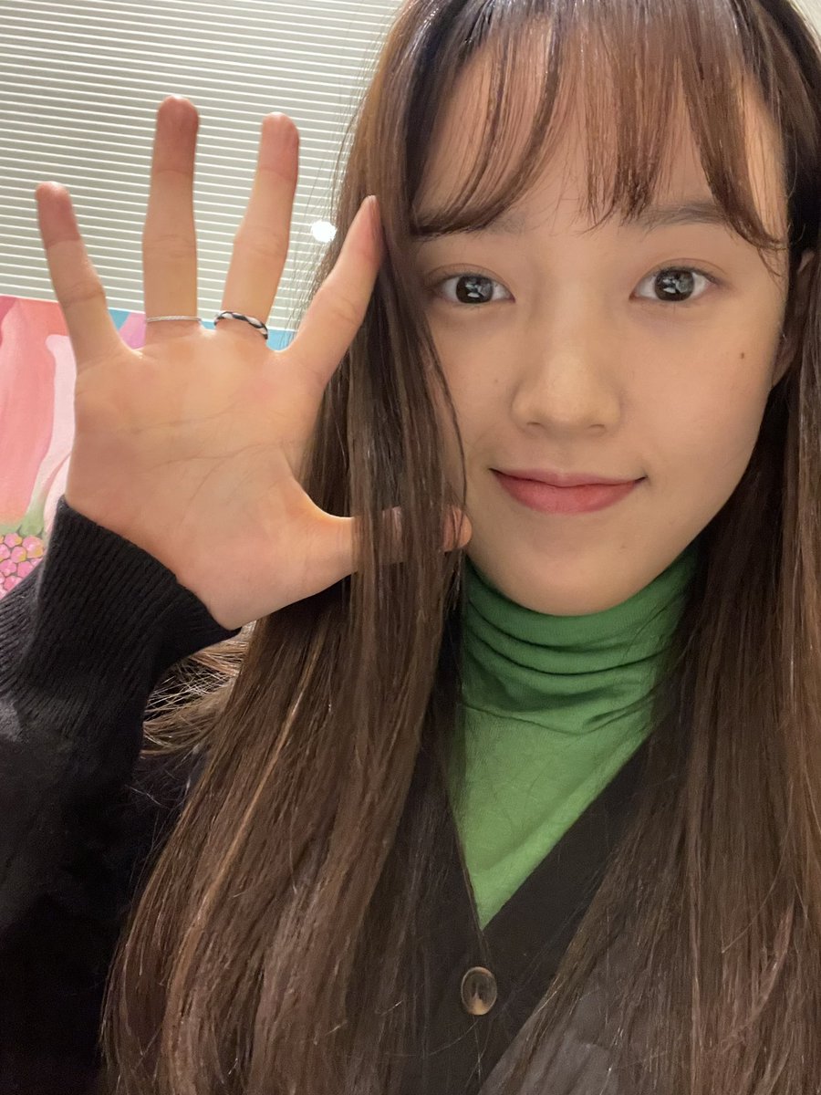 WekiMeki's tweet photo. 내일 봐 키링💚💚💚 https://t.co/usUoBOI2VS