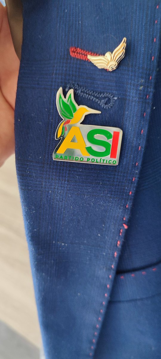DikyUrrutia's tweet photo. #ConvencionNacional
#PartidoASI

Con mucha emoción asistimos a la Convención Nacional del @PartidoASI_ en Bogotá. Se vienen retos en este 2023, un año de decisiones electorales importantes. ¡Los avales en territorio no serán para oportunistas políticos!. @berenicebedoya1 https://t.co/IFW6MZ969T
