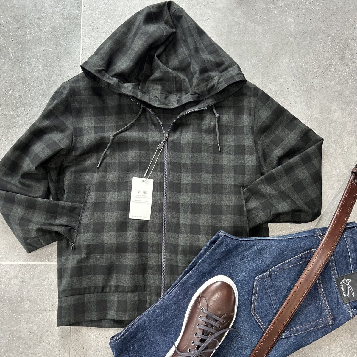 davidewhite's tweet photo. This soft and ultra comfortable merino wool full-zip hoodie is designed to be worn alone or layered under a jacket. The shirt flannel fabric is breathable with natural stretch. his is will become an essential piece in your wardrobe. https://t.co/e1PeHUd8mt