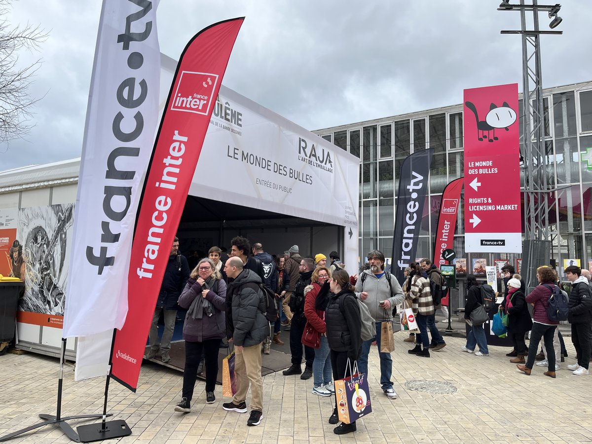 France 3 Poitou-Charentes (@f3poitouchtes) on Twitter photo #FIBD2023 : la foule dans les bulles et les rues d' #Angoulême Toute l'actualité est à suivre ici >
<a href="/CiteBd/">citebd</a> @ClemiPoitiers
<a href="/LeCLEMI/">CLEMI</a> <a href="/clemibordeaux/">imartindaemi</a> <a href="/ftvculturebox/">francetv culturebox</a>
france3-regions.francetvinfo.fr/culture/livres… #FIBD2023 : la foule dans les bulles et les rues d' #Angoulême Toute l'actualité est à suivre ici >
<a href="/CiteBd/">citebd</a> @ClemiPoitiers
<a href="/LeCLEMI/">CLEMI</a> <a href="/clemibordeaux/">imartindaemi</a> <a href="/ftvculturebox/">francetv culturebox</a>
france3-regions.francetvinfo.fr/culture/livres…