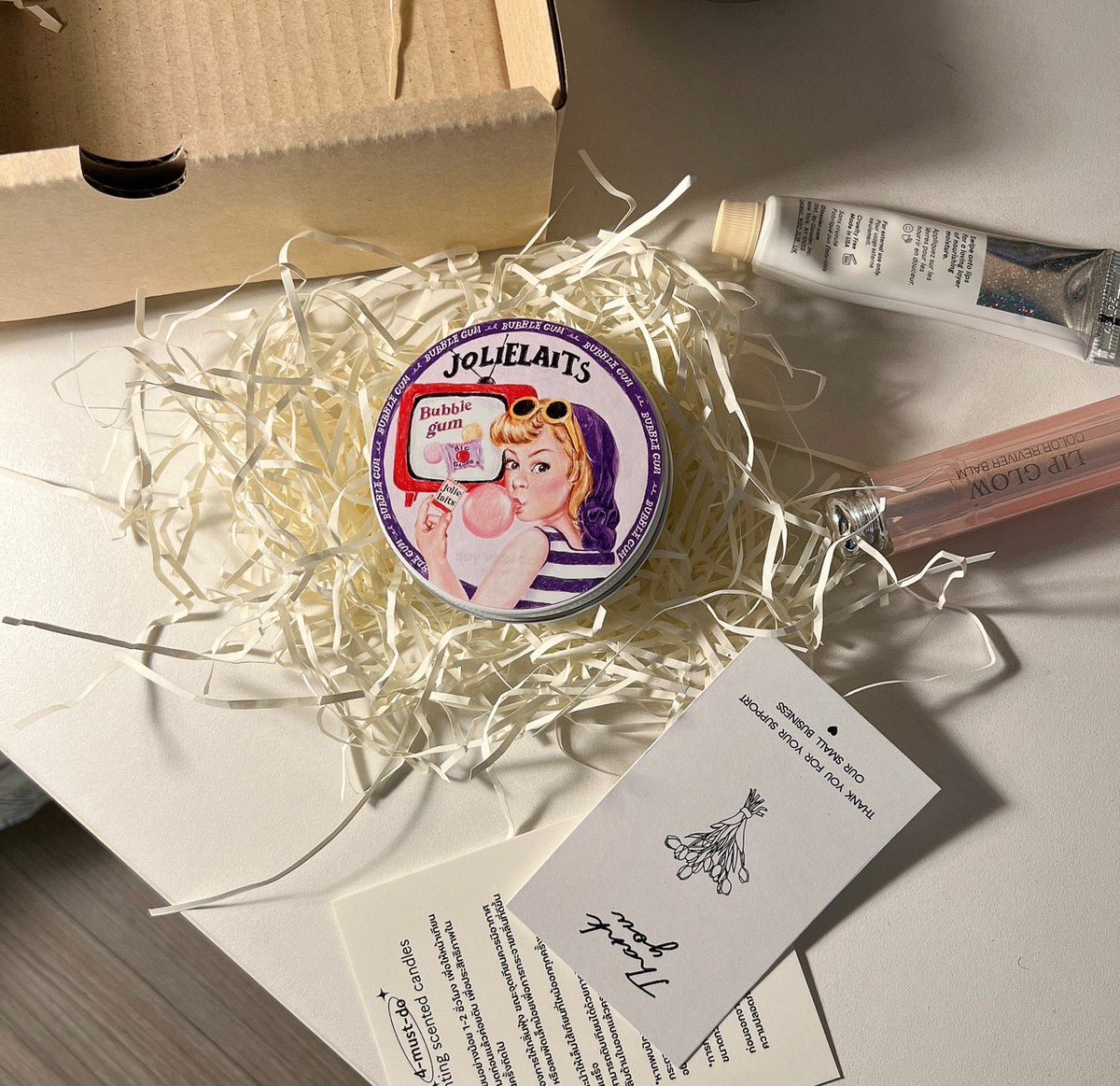 b b bubble gum so cute ! — 🫐🥯🤍