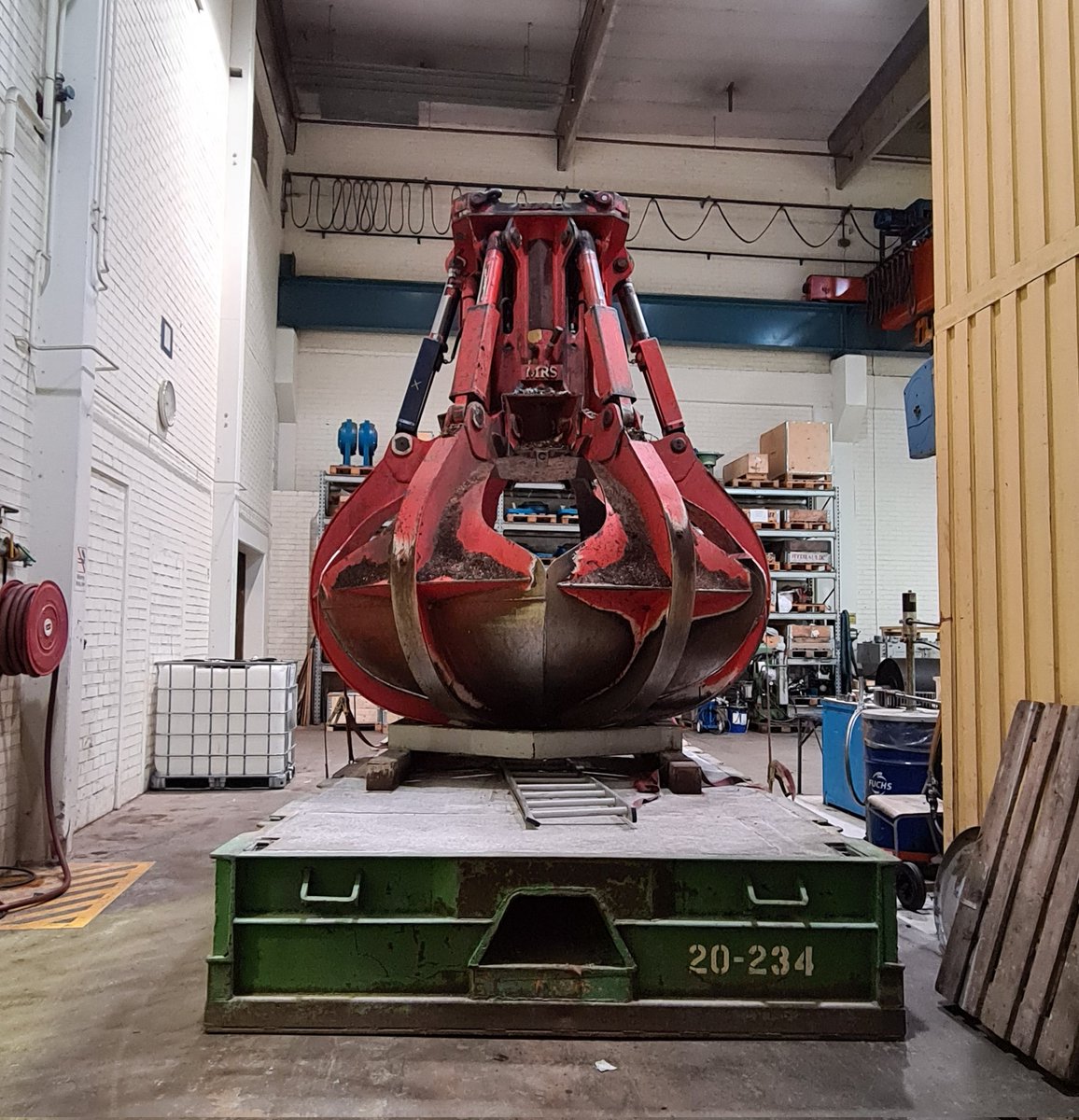 Zimmy the 2nd 🇿🇼🇸🇪🇪🇺👨‍🏭👨‍🔧🎣🍺🚜🏞🏝🗻🏕 tweet media