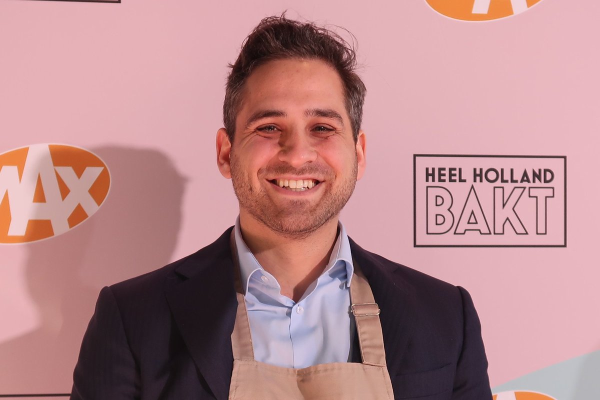 KookFans_nl's tweet photo. 💚 Mis jij #Ben ook al? Lees hier hoe hij reageerde op zijn vertrek: https://t.co/7SYcs6n8ZX #HHB #HeelHollandBakt https://t.co/jztjtgVbGy