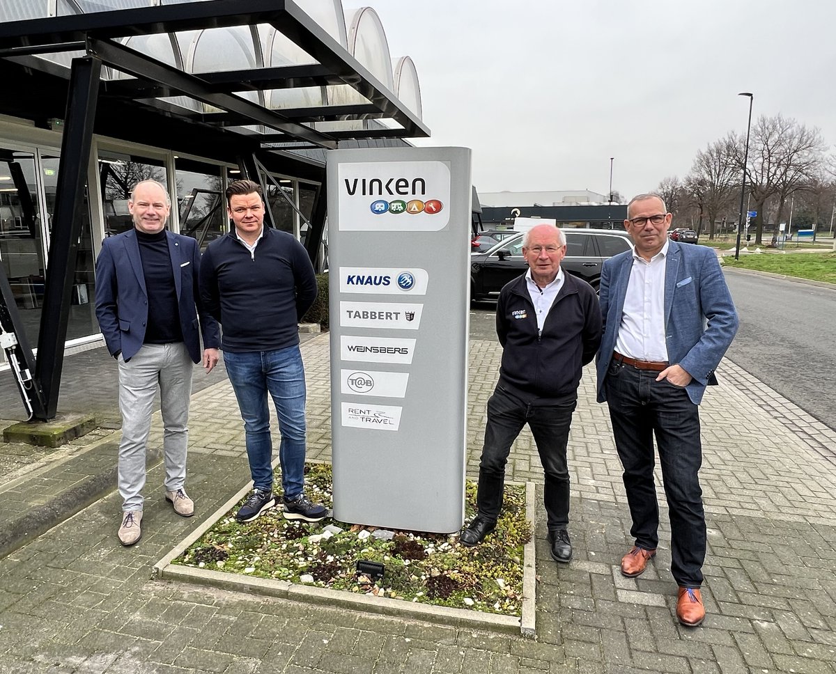VINKEN CARAVANS &amp; CAMPERS OVERGENOMEN DOOR VOLVO RUTTEN GROEP

Harold en Harm Rutten – in de regio Oost-Brabant, Noord- en Midden Limburg bekend van de Volvo Rutten Groep en van Rutten Ridderbeks – hebben het stokje overgenomen van Jan van den Boomen. Zie: tinyurl.com/3yr9cawx