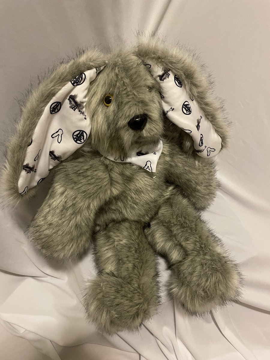 We have had 7 requests. Our goal is to reach 500 by the year 2024. If you are interested in having a bunny donated, please let us know. 

To read more about our initiative, please check out our website at: triplehares.com/about-4

#military #veterans #milso #militaryspouse