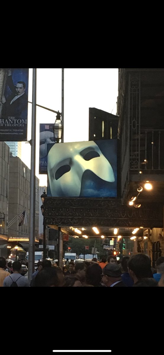BurgerJordan's tweet photo. Happy 35th Anniversary on Broadway to my favourite show—@PhantomOpera. Can’t believe this is the end for the Opera Ghost on the Great White Way, but I’m so glad I was able to make the production many years ago. #phantomoftheopera #Phantom #PhantomBroadway #Phantom35 https://t.co/wybud4RMq5
