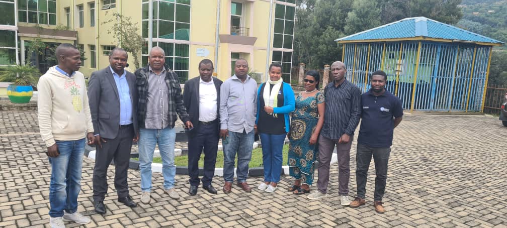 ProfemmesTH's tweet photo. Today, PFTH ends a four-days introduction of the project implemented in partnership with @EnabelinRwanda titled “unlocking women’s opportunities and resilience at Kivu belt project (WORK)” that will contribute to Social Protection and welfare of households in five districts. https://t.co/GXKoA9fofL