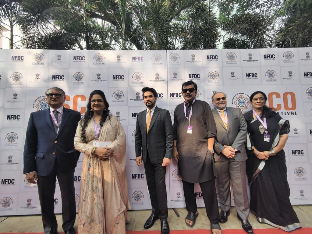#SCOFilmFestival @priyadarshandir & #Urvasi along with Shri @ianuragthakur, Union Minister for I&B and Youth Affairs & Sports seen at the premiere of #JioStudios & @Wideanglecr's Tamil film #Appatha which opened the Shanghai Cooperation Organisation (SCO) Film Festival.