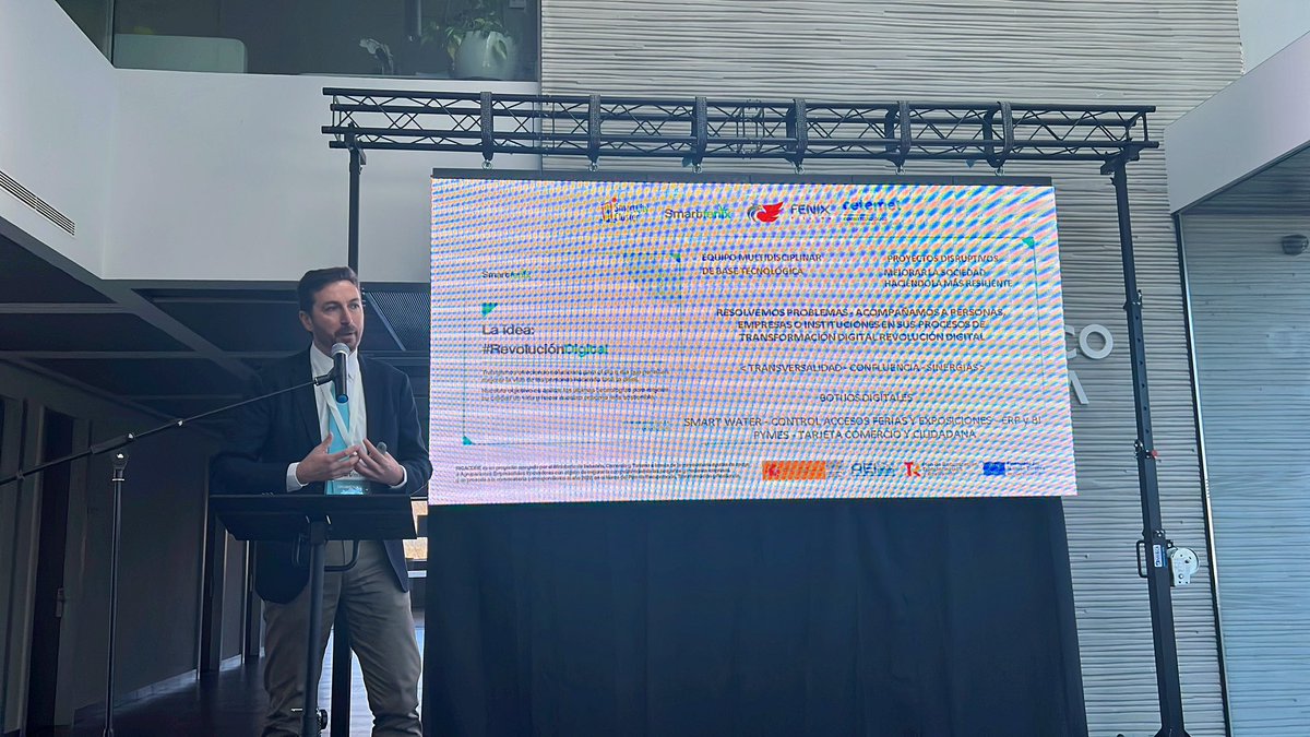 smartcityclust's tweet photo. ¿Quién es quién en #RIGACORE? 

💦@SmartfenixE 
💦Fenix Telecom 
💦@cetemet 
💦@smartcityclust 

Hablamos de cada entidad y la coopereracion necesaria para multiplicar resultados.

@mincoturgob #AEI https://t.co/Lcj4wOFB7p