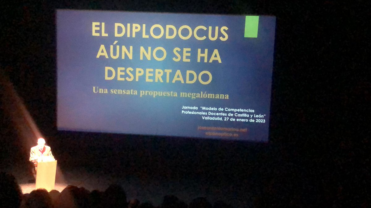 ColeNSVillar's tweet photo. Jornada de presentación “Modelo de competencias profesionales docentes de Castilla y León”
Abordar el tema las #CompetenciasDocentes es imprescindible. 👩🏫👨🏫
#compCyL #formacionCyL #CFIECyL #CentrosEducacyl @educacyl https://t.co/K3Icy3ENLb