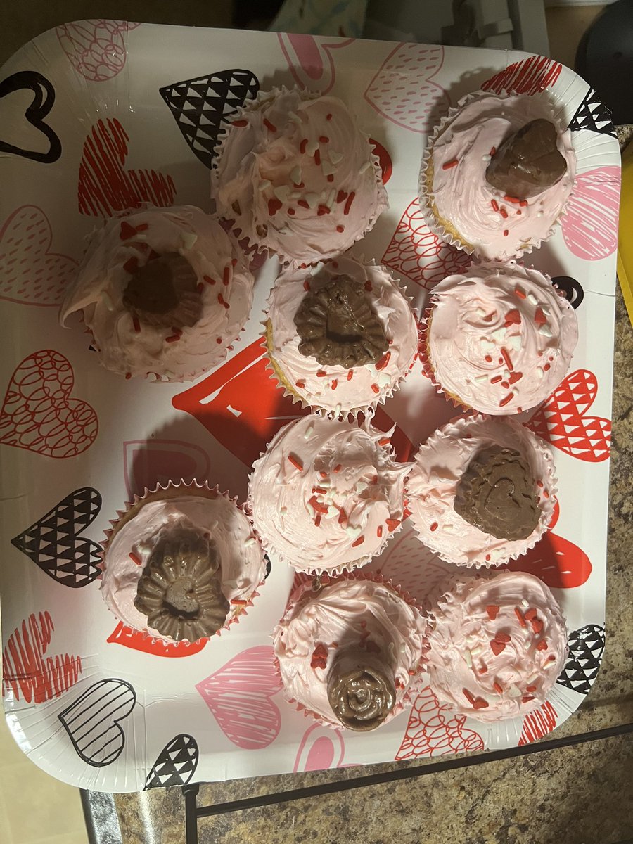 MrsCEbey's tweet photo. Place your Valentine’s Day order now! https://t.co/xt8Z0xxp4V