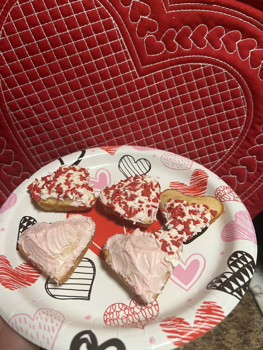 MrsCEbey's tweet photo. Place your Valentine’s Day order now! https://t.co/xt8Z0xxp4V